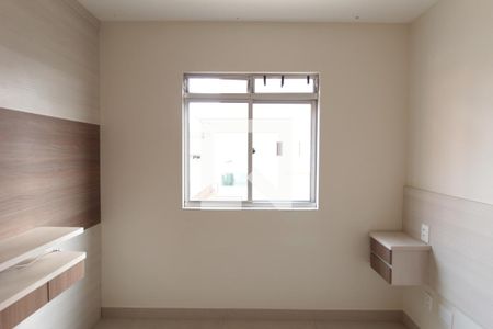 Suite de apartamento à venda com 2 quartos, 58m² em Castelo, Belo Horizonte