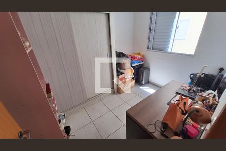 Quarto 1 de apartamento para alugar com 2 quartos, 49m² em Parque Santa Rosa, Suzano