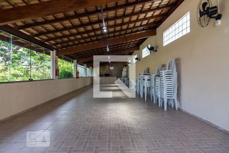 Apartamento à venda com 58m², 2 quartos e 1 vaga Apartamento à venda com 58m², 2 quartos e 1 vagaÁrea comum - Salão de festas