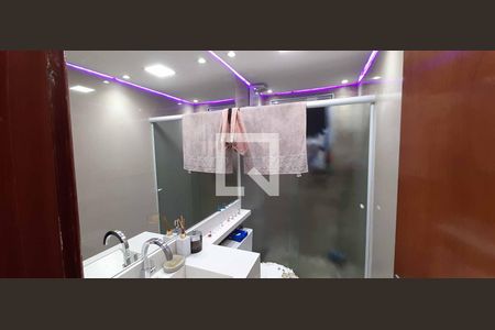 Apartamento à venda com 58m², 2 quartos e 1 vaga Apartamento à venda com 58m², 2 quartos e 1 vagaBanheiro