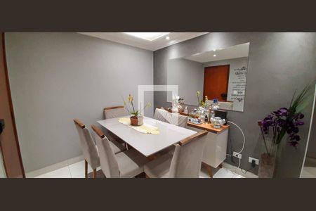 Sala de apartamento à venda com 2 quartos, 58m² em Jardim D’abril, Osasco