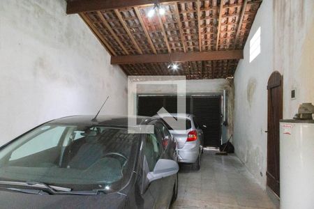 Garagem de casa à venda com 5 quartos, 328m² em Gopoúva, Guarulhos