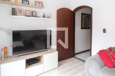 Casa à venda com 328m², 5 quartos e 4 vagas Casa à venda com 328m², 5 quartos e 4 vagasSala de Tv