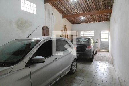 Garagem de casa à venda com 5 quartos, 328m² em Gopoúva, Guarulhos