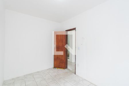 Quarto 1 de casa para alugar com 2 quartos, 55m² em Brás de Pina, Rio de Janeiro