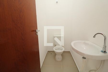 Lavabo de casa à venda com 2 quartos, 110m² em Jardim Santa Adelia, São Paulo