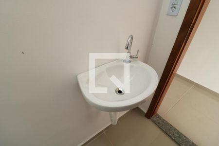 Lavabo de casa à venda com 2 quartos, 110m² em Jardim Santa Adelia, São Paulo