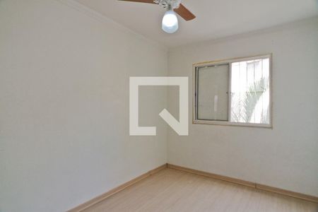 Quarto 2 de apartamento à venda com 2 quartos, 52m² em Vila Iório, São Paulo