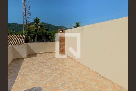 Casa à venda com 3 quartos, 300m² em Engenho do Mato, Niterói