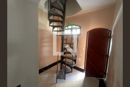 Casa à venda com 3 quartos, 300m² em Piratininga, Niterói