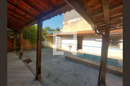 Casa à venda com 3 quartos, 300m² em Piratininga, Niterói