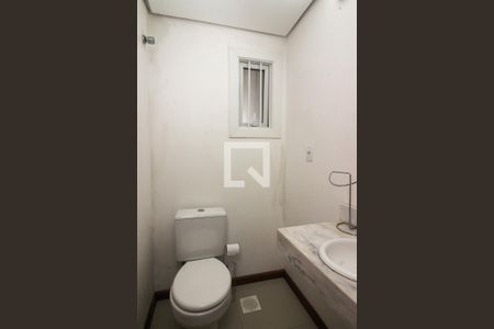 Lavabo de casa para alugar com 2 quartos, 155m² em Guarujá, Porto Alegre