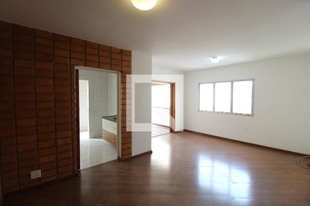 Sala de apartamento para alugar com 2 quartos, 75m² em Indianópolis, São Paulo