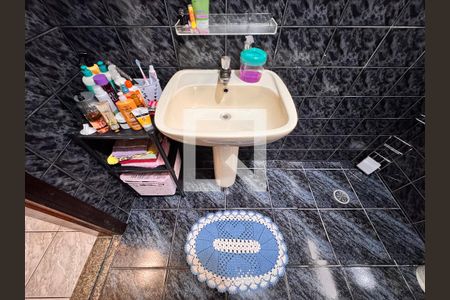 Casa à venda com 267m², 3 quartos e 1 vaga Casa à venda com 267m², 3 quartos e 1 vagaLavabo