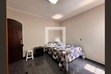 Casa à venda com 267m², 3 quartos e 1 vaga Casa à venda com 267m², 3 quartos e 1 vagaQuarto 1