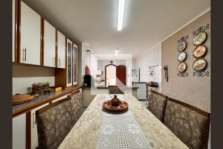 Casa à venda com 267m², 3 quartos e 1 vaga Casa à venda com 267m², 3 quartos e 1 vagaCozinha