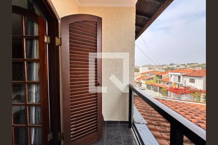 Casa à venda com 267m², 3 quartos e 1 vaga Casa à venda com 267m², 3 quartos e 1 vagaSacada