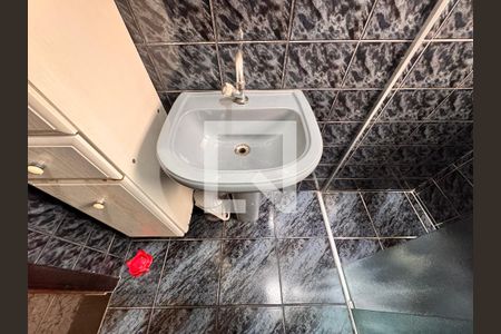 Casa à venda com 267m², 3 quartos e 1 vaga Casa à venda com 267m², 3 quartos e 1 vagaBanheiro