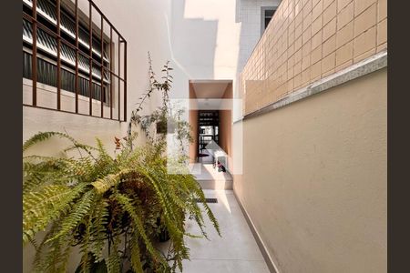 Casa à venda com 267m², 3 quartos e 1 vaga Casa à venda com 267m², 3 quartos e 1 vagaQuintal