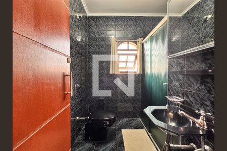 Casa à venda com 267m², 3 quartos e 1 vaga Casa à venda com 267m², 3 quartos e 1 vagaBanheiro da Suíte