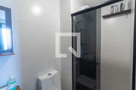 Banheiro da Suíte de apartamento à venda com 1 quarto, 30m² em Vila Ré, São Paulo