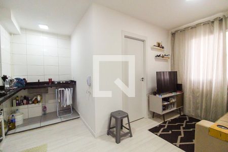 Sala/Cozinha de apartamento para alugar com 2 quartos, 35m² em Cidade Nova São Miguel, São Paulo