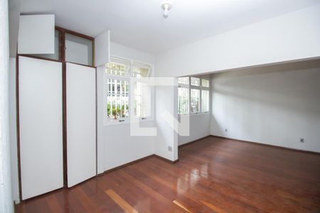 Sala 2 de apartamento para alugar com 3 quartos, 126m² em Cruzeiro, Belo Horizonte