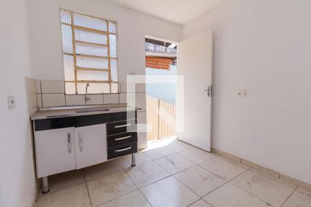 Cozinha de casa para alugar com 1 quarto, 39m² em Parque Boturussu, São Paulo