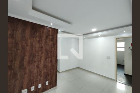 Sala de apartamento para alugar com 2 quartos, 48m² em Jardim Sao Miguel, Ferraz de Vasconcelos