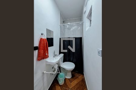 Banheiro de casa para alugar com 1 quarto, 21m² em Parque Mandaqui, São Paulo