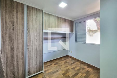 Quarto de apartamento para alugar com 2 quartos, 45m² em Jardim Ismenia, São José dos Campos