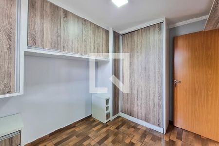 Quarto 2 de apartamento para alugar com 2 quartos, 45m² em Jardim Ismenia, São José dos Campos