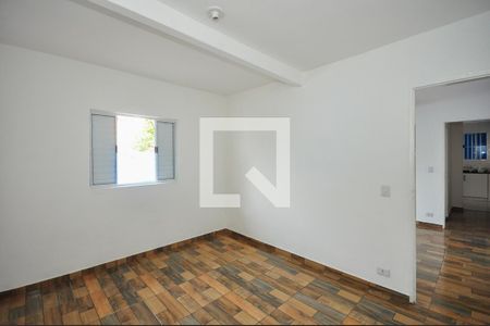 Quarto 1 de casa para alugar com 2 quartos, 250m² em Jardim Oliveiras, Taboão da Serra