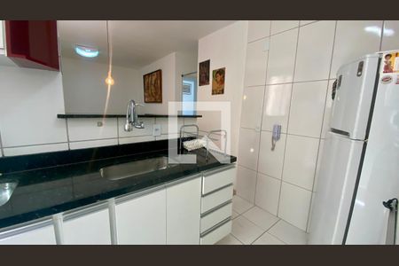 Cozinha de apartamento para alugar com 2 quartos, 43m² em Salgado Filho, Belo Horizonte