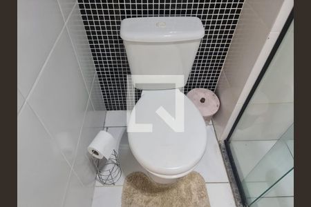 Apartamento para alugar com 56m², 3 quartos e 1 vaga Apartamento para alugar com 56m², 3 quartos e 1 vagaBanheiro Social