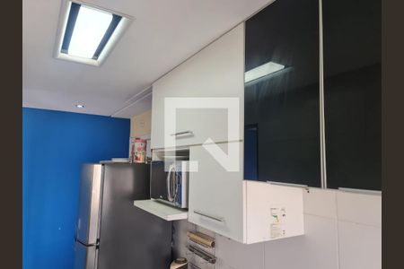 Apartamento para alugar com 56m², 3 quartos e 1 vaga Apartamento para alugar com 56m², 3 quartos e 1 vagaCozinha e Área de Serviço