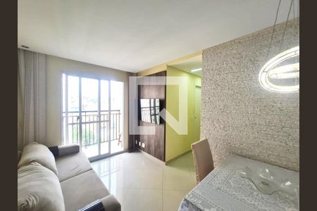 Sala  de apartamento à venda com 3 quartos, 56m² em Cocaia, Guarulhos