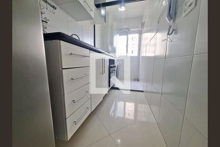 Apartamento para alugar com 56m², 3 quartos e 1 vaga Apartamento para alugar com 56m², 3 quartos e 1 vagaCozinha e Área de Serviço