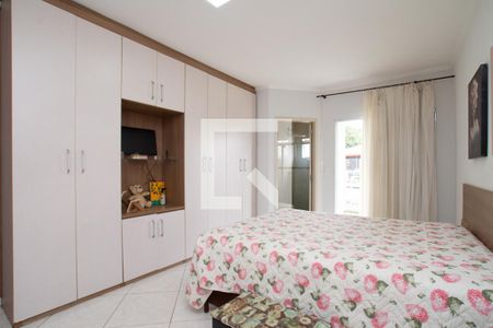 Suíte de casa à venda com 3 quartos, 200m² em Vila Augusta, Guarulhos