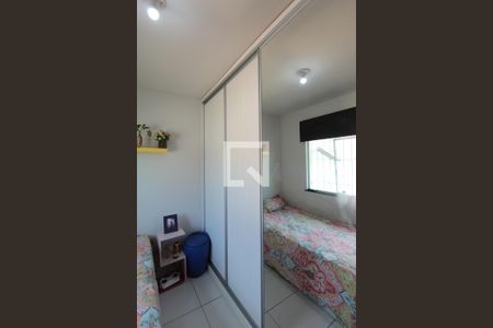 Quarto 1 de casa à venda com 2 quartos, 90m² em Piratininga, Belo Horizonte