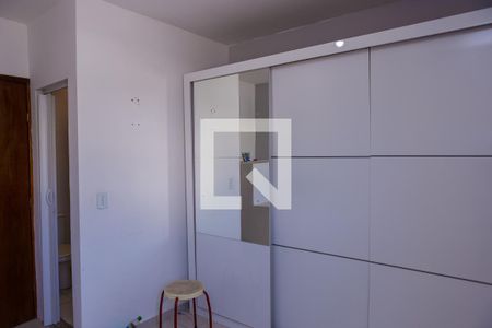 Quarto 1 de casa de condomínio para alugar com 3 quartos, 88m² em Vila Paranaguá, São Paulo