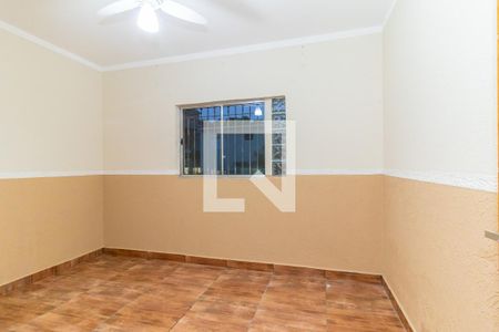 Quarto 1 de casa para alugar com 2 quartos, 50m² em Vila Jacuí, São Paulo