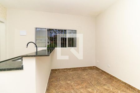 Sala/Cozinha de casa para alugar com 2 quartos, 50m² em Vila Jacuí, São Paulo