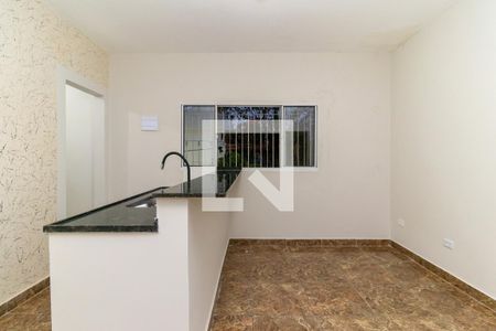 Sala/Cozinha de casa para alugar com 2 quartos, 50m² em Vila Jacuí, São Paulo