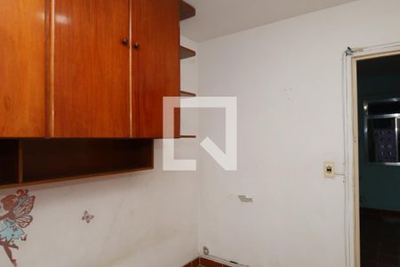 Quarto 1 de apartamento para alugar com 2 quartos, 48m² em Conjunto Residencial José Bonifácio, São Paulo