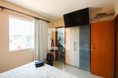 Suíte de casa à venda com 4 quartos, 140m² em Céu Azul, Belo Horizonte