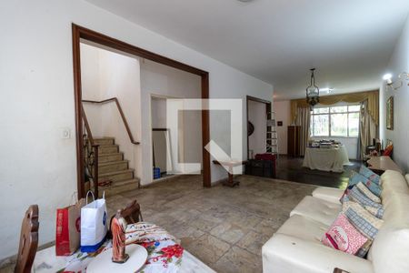 Sala de casa à venda com 4 quartos, 200m² em Tijuca, Rio de Janeiro