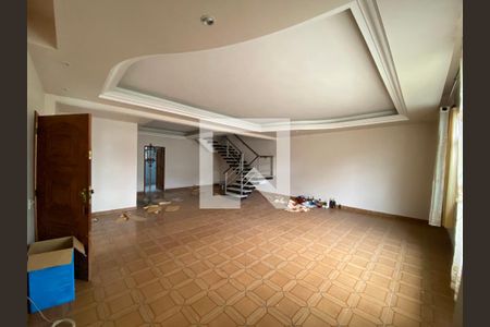 Sala de casa para alugar com 4 quartos, 403m² em Méier, Rio de Janeiro