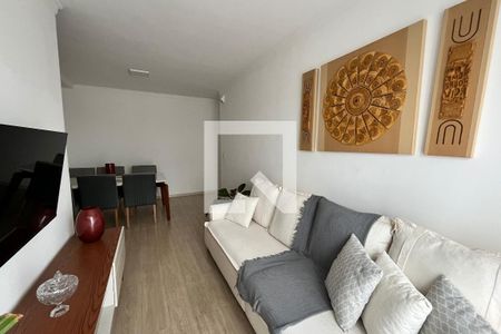 Sala de apartamento para alugar com 3 quartos, 71m² em Conjunto Residencial Irai, Suzano