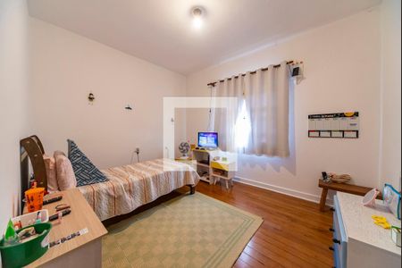 Quarto 2 de casa à venda com 3 quartos, 165m² em Vila Assunção, Santo André